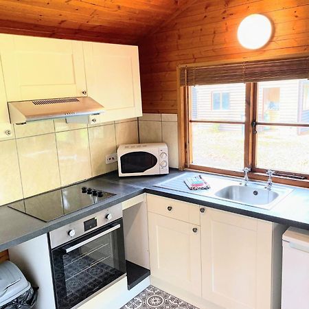 Otter 4 Hot Tub - Huntersmoon-Warminster-Bath-Salisbury Βίλα Εξωτερικό φωτογραφία
