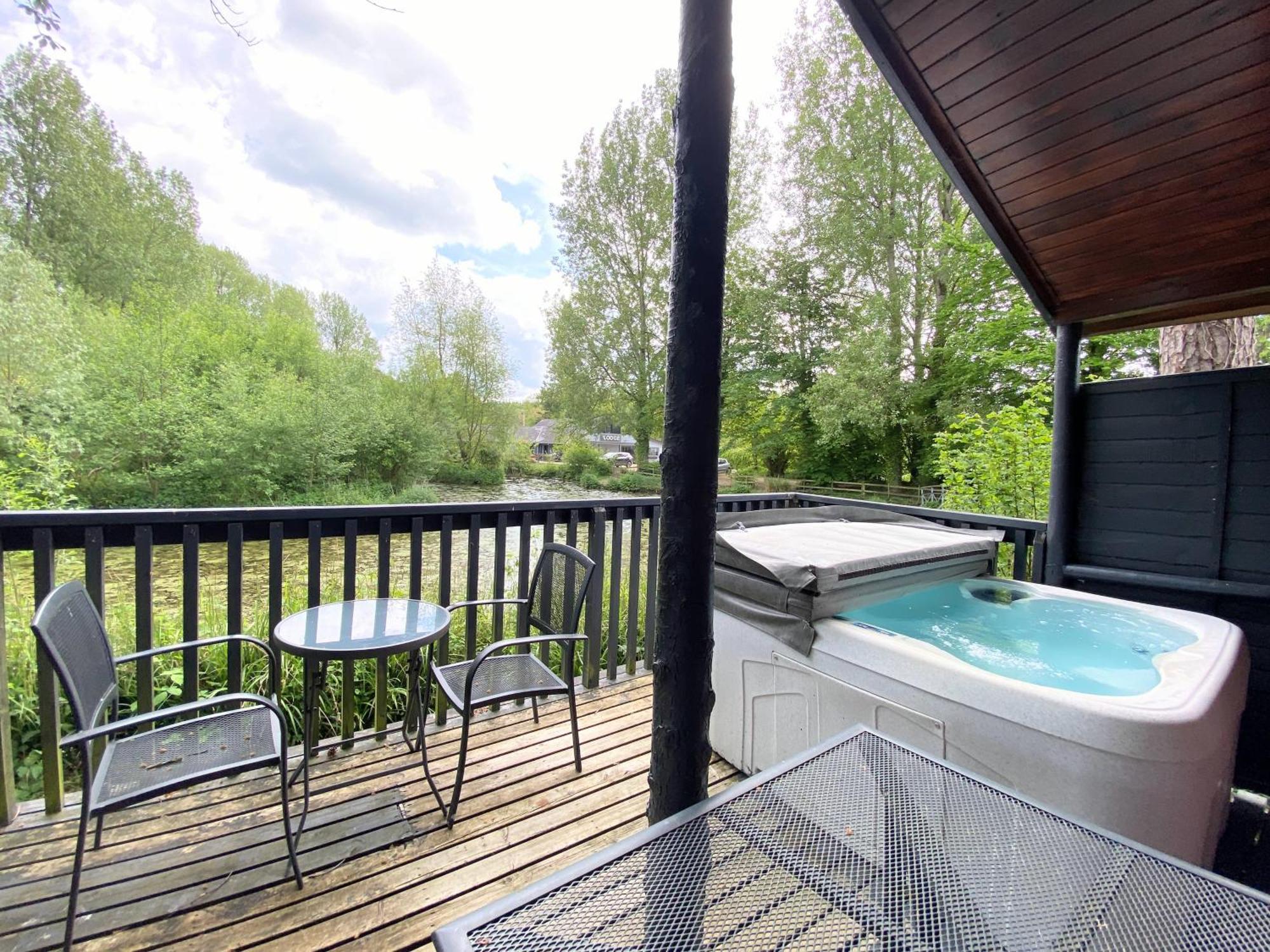 Otter 4 Hot Tub - Huntersmoon-Warminster-Bath-Salisbury Βίλα Εξωτερικό φωτογραφία